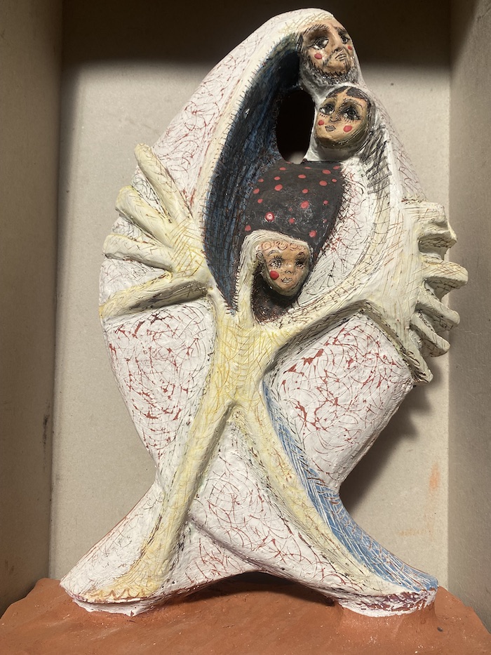 Escultura figurativa-conceptual.