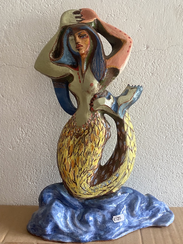 Escultura de sirena