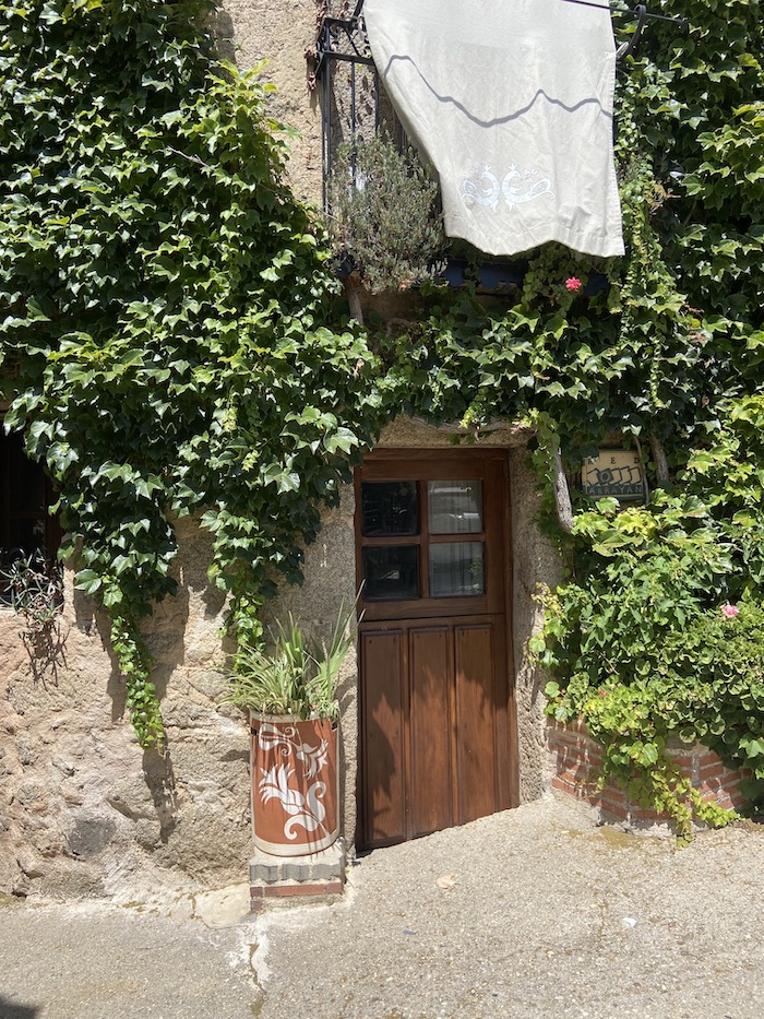 Jardinera redondeada